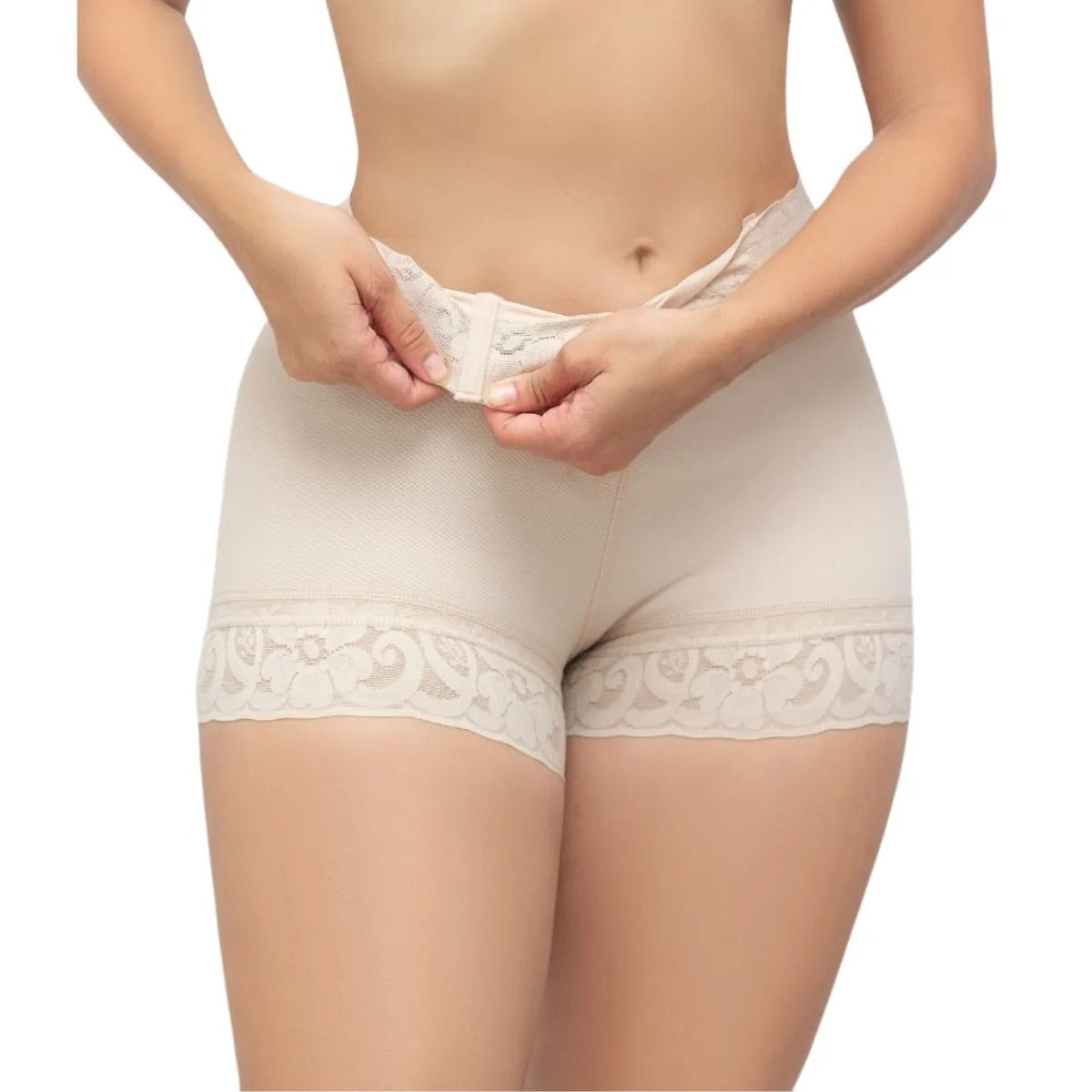 SHORT CACHETERO CON VARILLAS REF: 2644